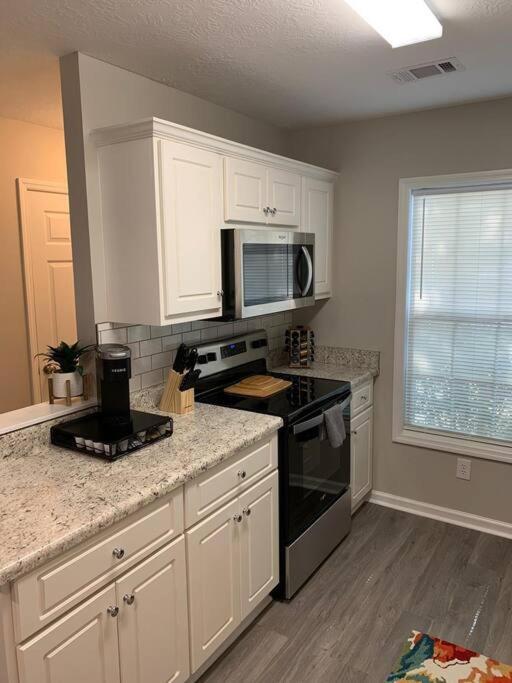 Comfy, Stylish Townhome Near I-20! Augusta Eksteriør bilde